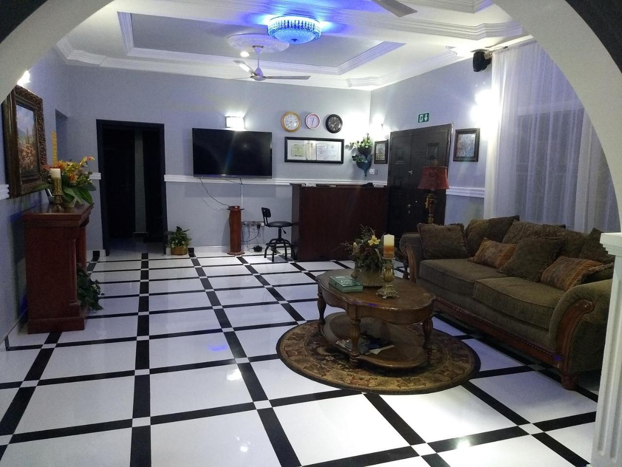 The Winford Boutique Hotel Achimota Taifa Exterior foto